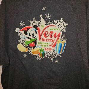 Disney Mickey's Very Merry Christmas Party 2016 Men's XL Grey T-Shirt